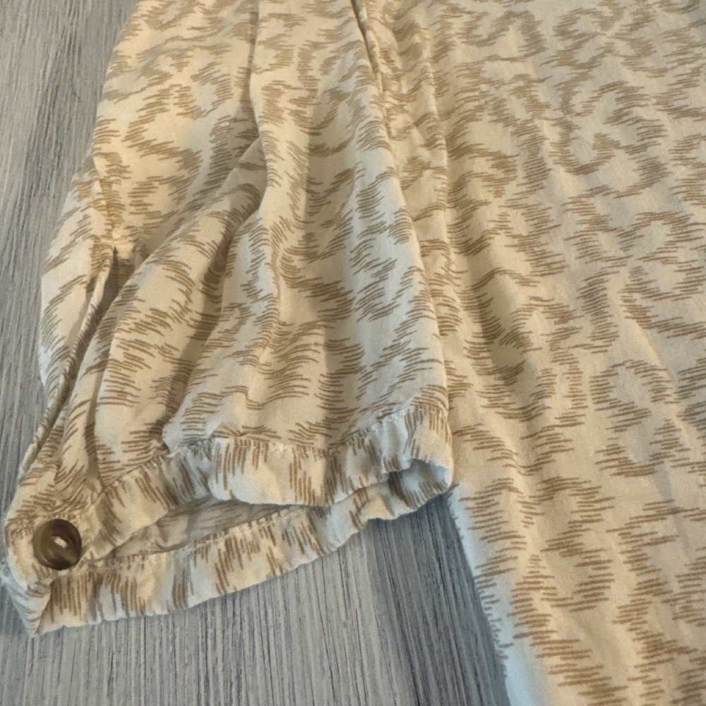 The North Face Womens XS Henley Blouse Tan Ikat Print 3/4 Sleeve Viscose Top - Picture 4 of 6